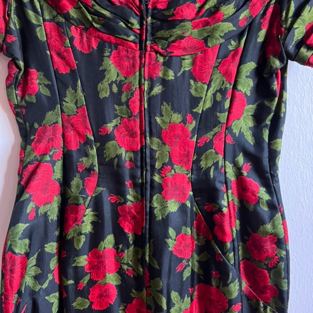 Vintage Red Floral Dress - Picture 6 of 8